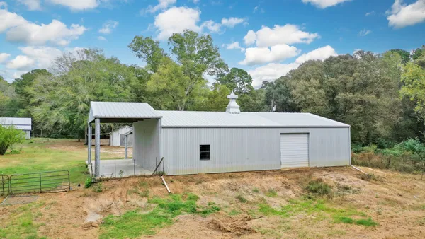 $699,000 | 23405 Martha Williams Road, Montgomery, TX 77356