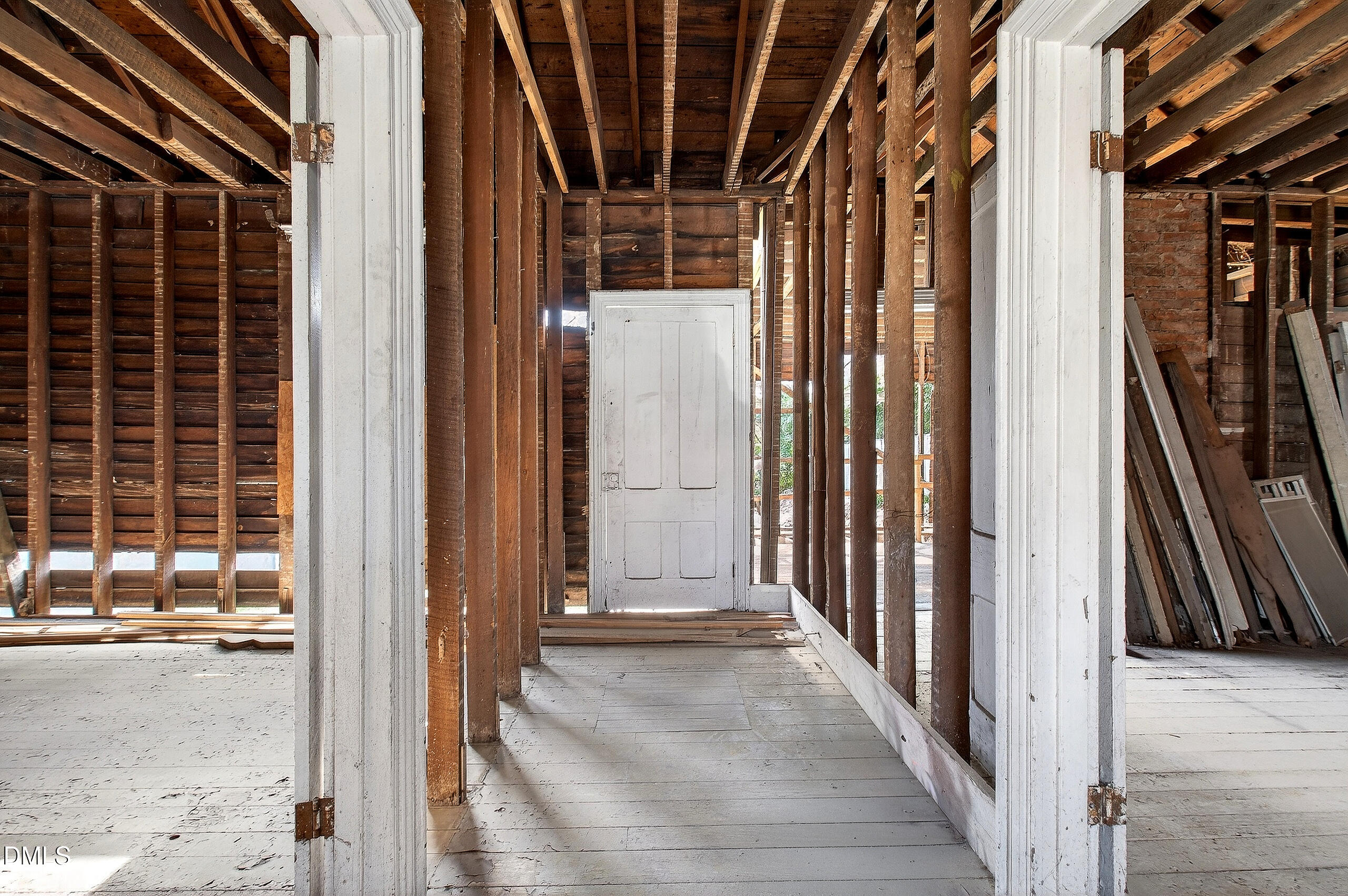 316 East Cabarrus Street Raleigh, NC 27601 - Photo 8 of 20 a view of a balcony