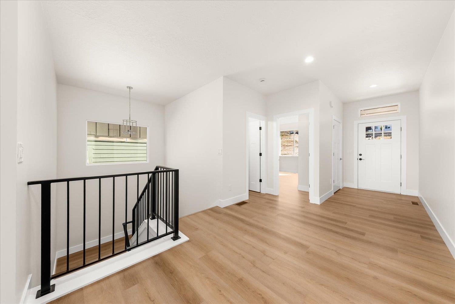 4229 West Tolliver Court Spokane, WA 99208 - Photo 5 of 50