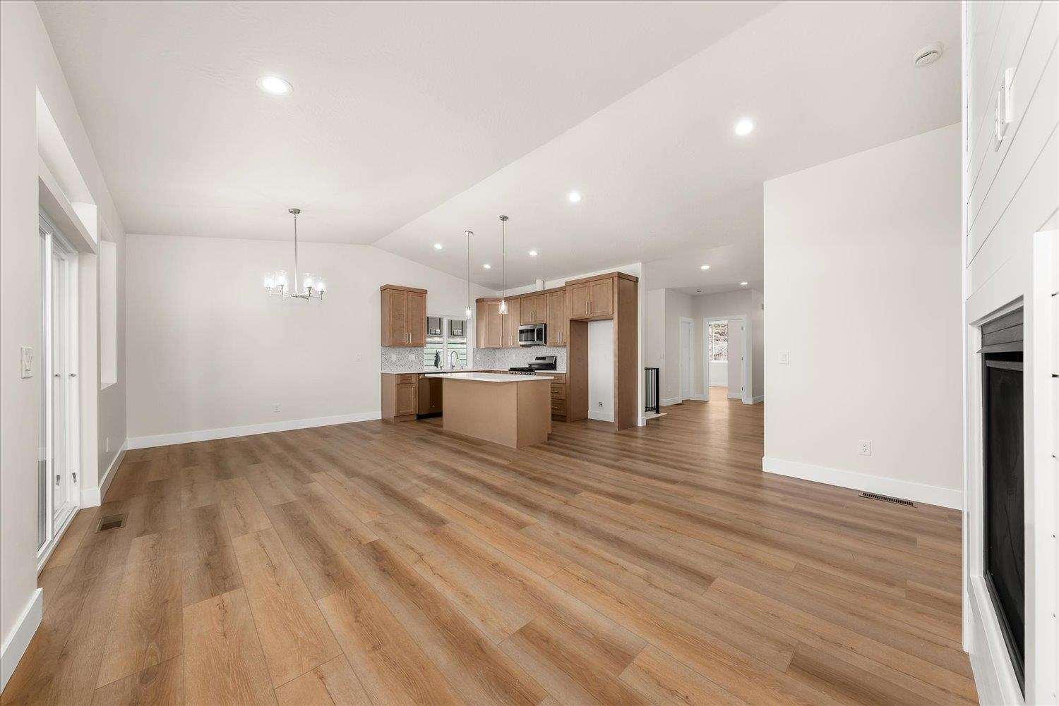 4229 West Tolliver Court Spokane, WA 99208 - Photo 7 of 50