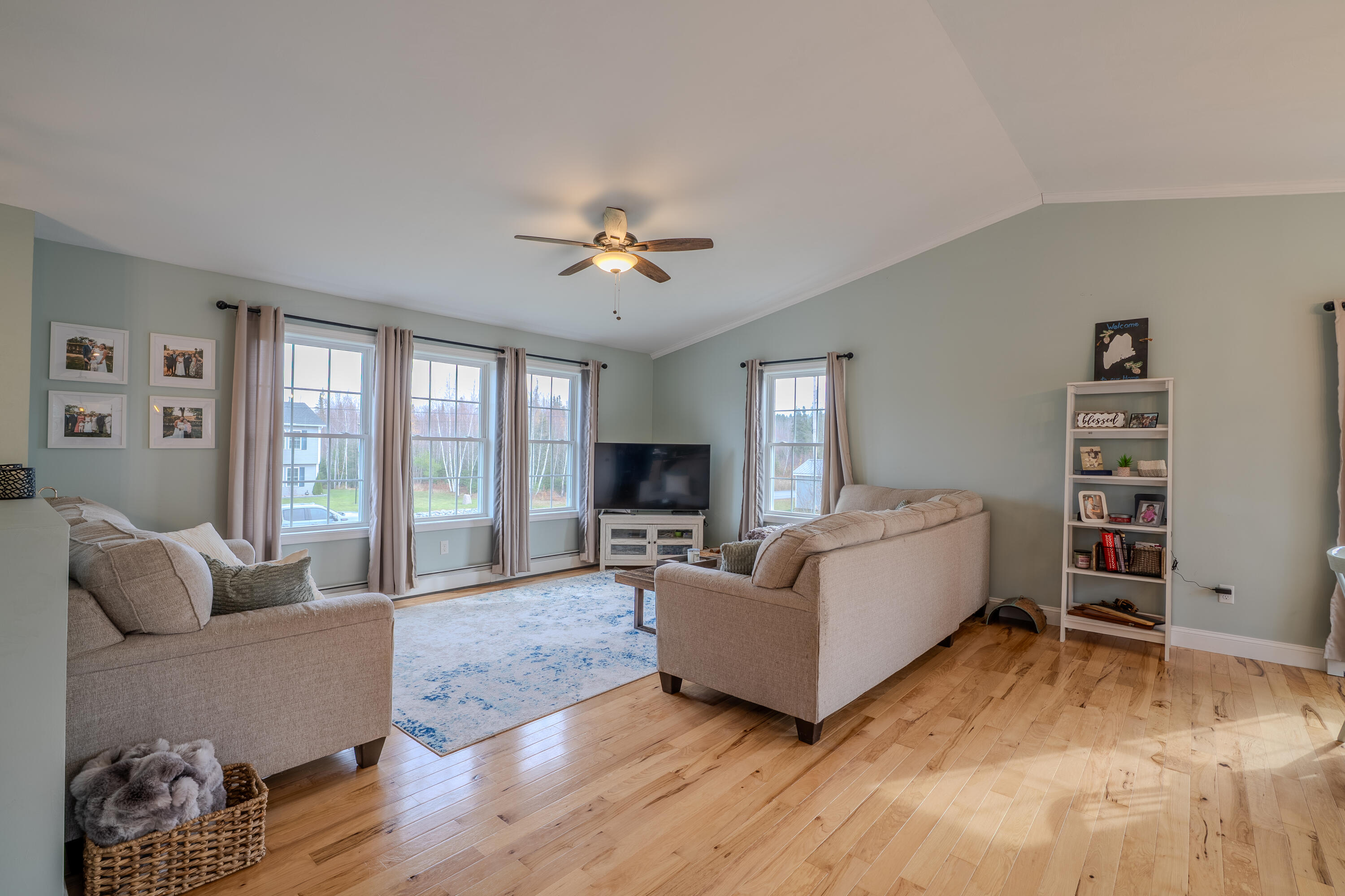 19 Magnolia Hill Road Bangor, ME 04401 - Photo 13 of 45 19 Magnolia-30
