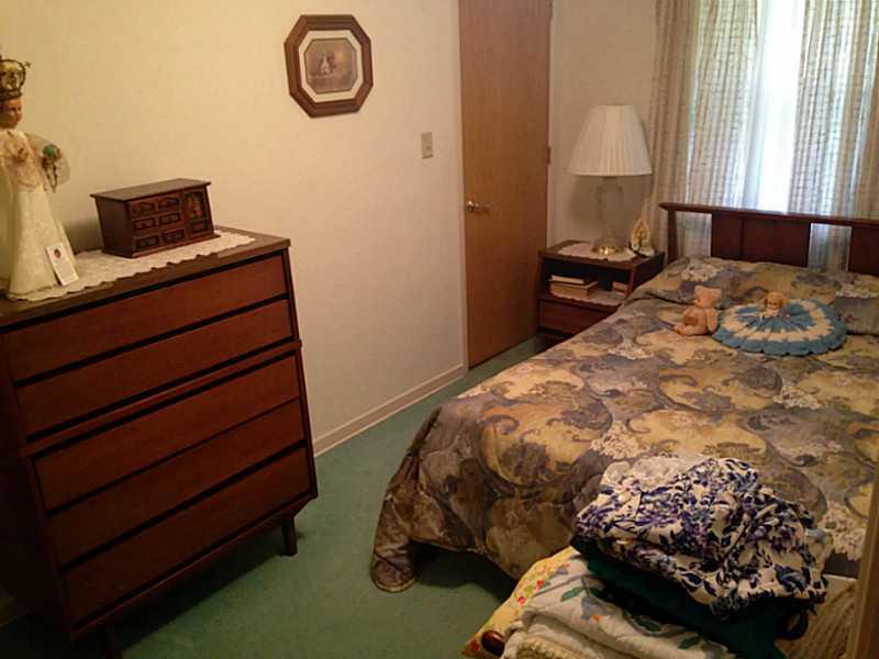 716 Burtner Road Natrona Heights, PA 15065 - Photo 10 of 18 Bedroom. Good closet space