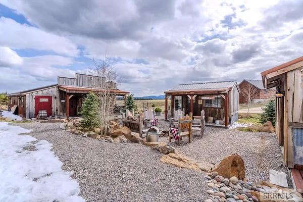 $1,365,000 | 3994 John Road, Island Park, ID 83429