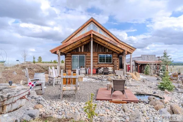 $1,365,000 | 3994 John Road, Island Park, ID 83429