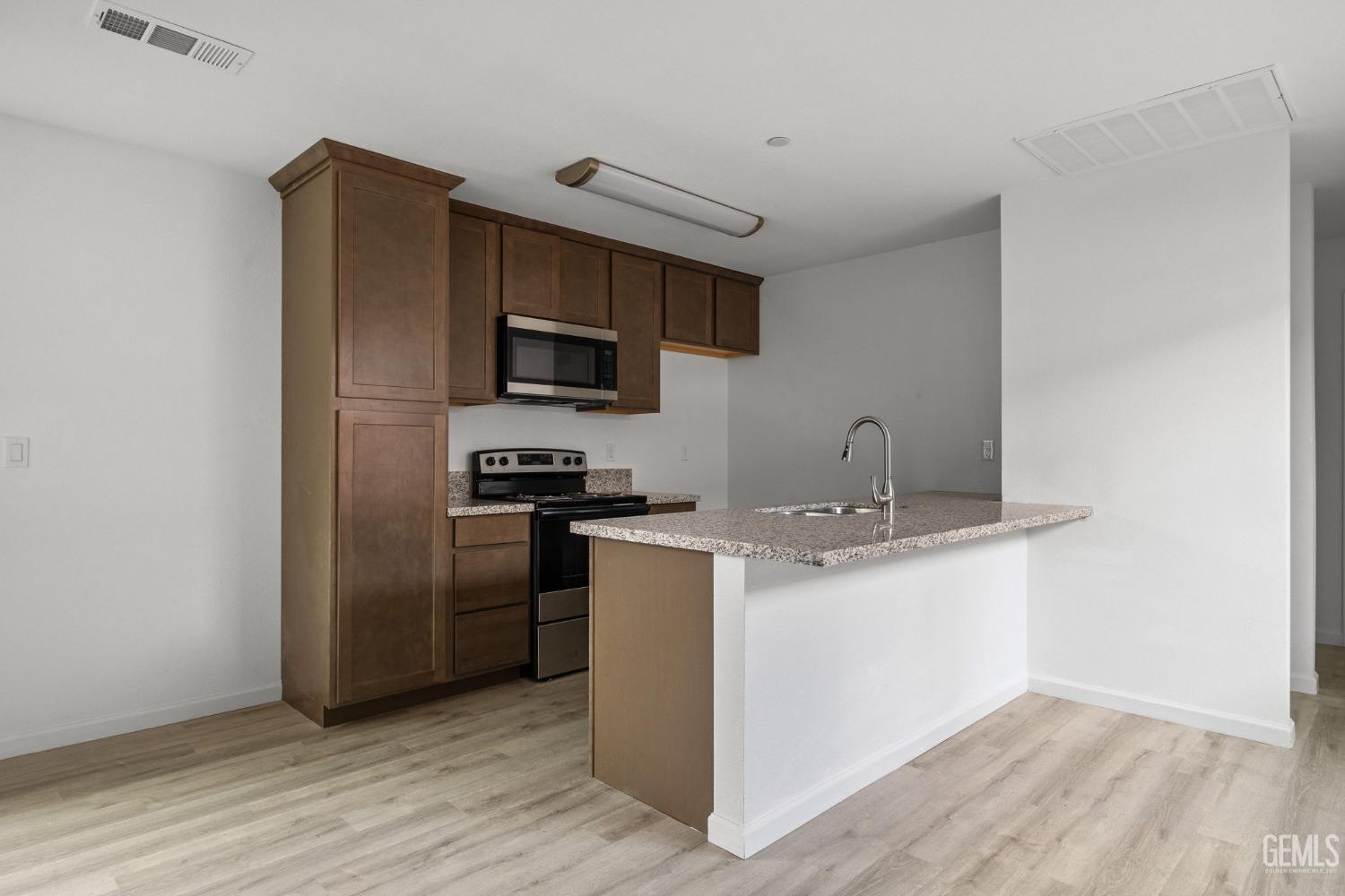 Undisclosed Address Bakersfield, CA 93305 - Photo 8 of 18