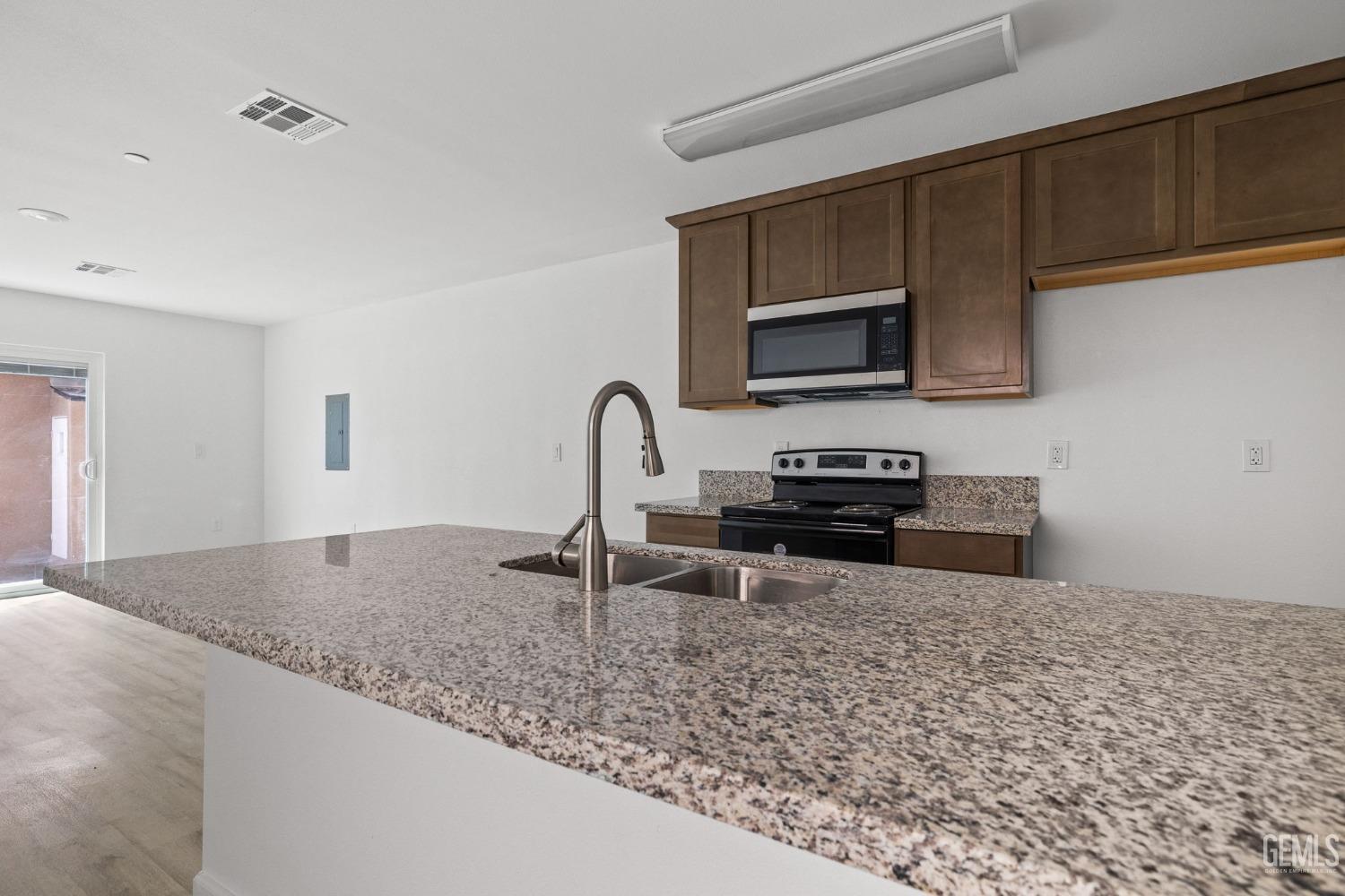 Undisclosed Address Bakersfield, CA 93305 - Photo 9 of 18