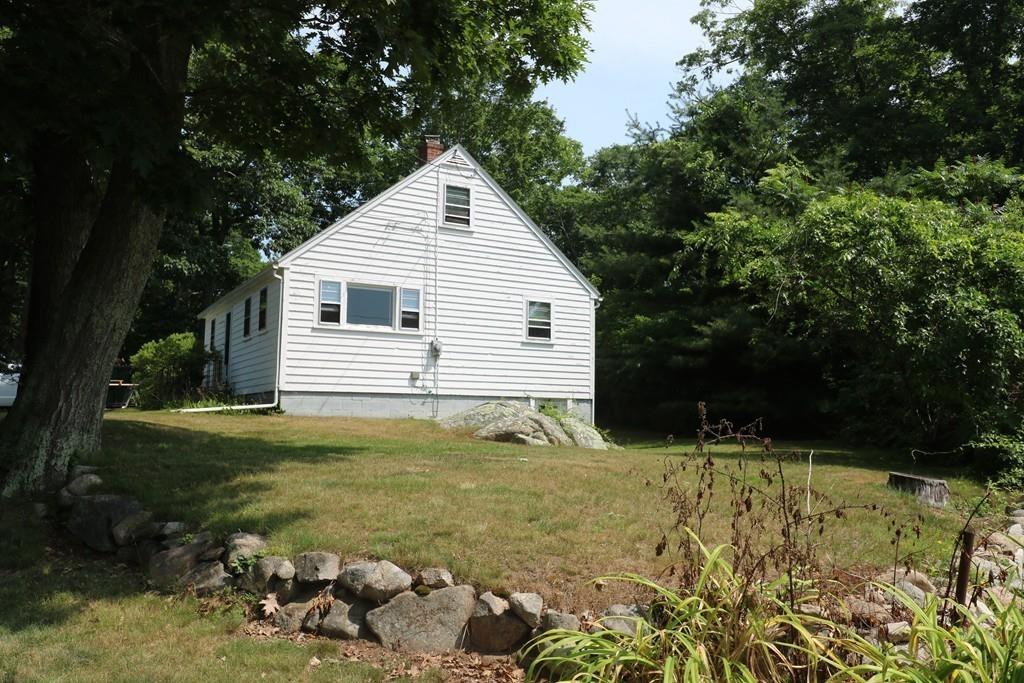 4 Ridgewood Road Rockport, MA 01966 - Photo 3 of 16 Gallery Image 3