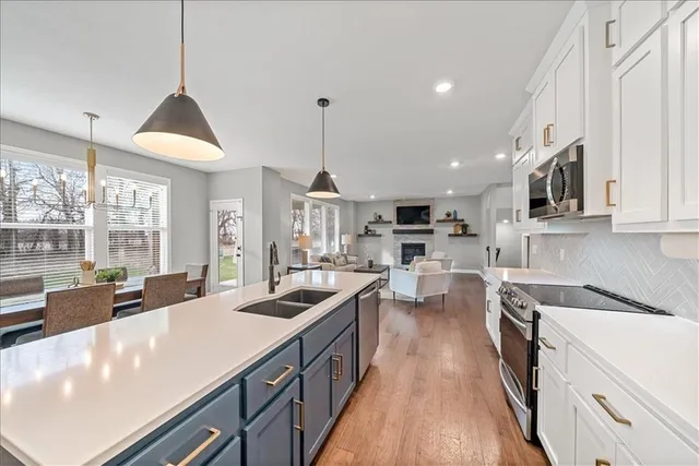 $595,000 | 19004 Skyview Lane, Spring Hill, KS 66083