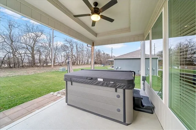 $595,000 | 19004 Skyview Lane, Spring Hill, KS 66083