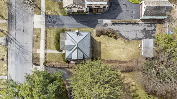 $1,600,000 | 39 5th Avenue, Saratoga Springs, NY 12866