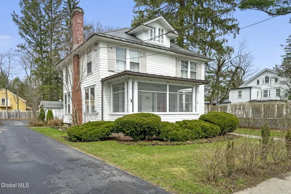 $1,600,000 | 39 5th Avenue, Saratoga Springs, NY 12866
