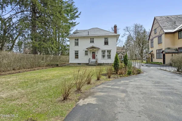 $1,600,000 | 39 5th Avenue, Saratoga Springs, NY 12866