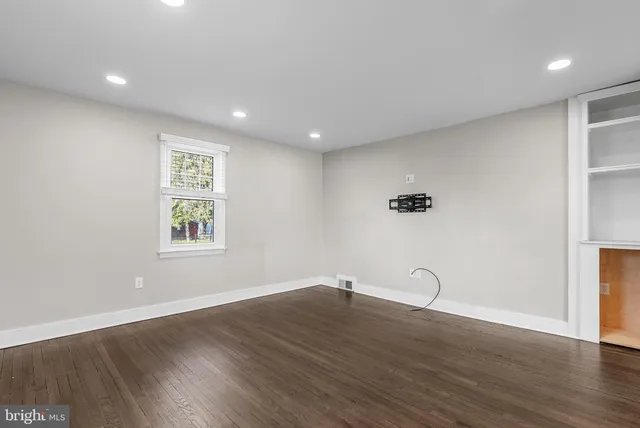 $3,250 | 48 South Locust Avenue, Marlton, NJ 08053