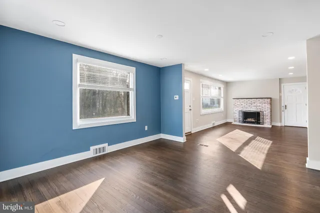 $3,250 | 48 South Locust Avenue, Marlton, NJ 08053