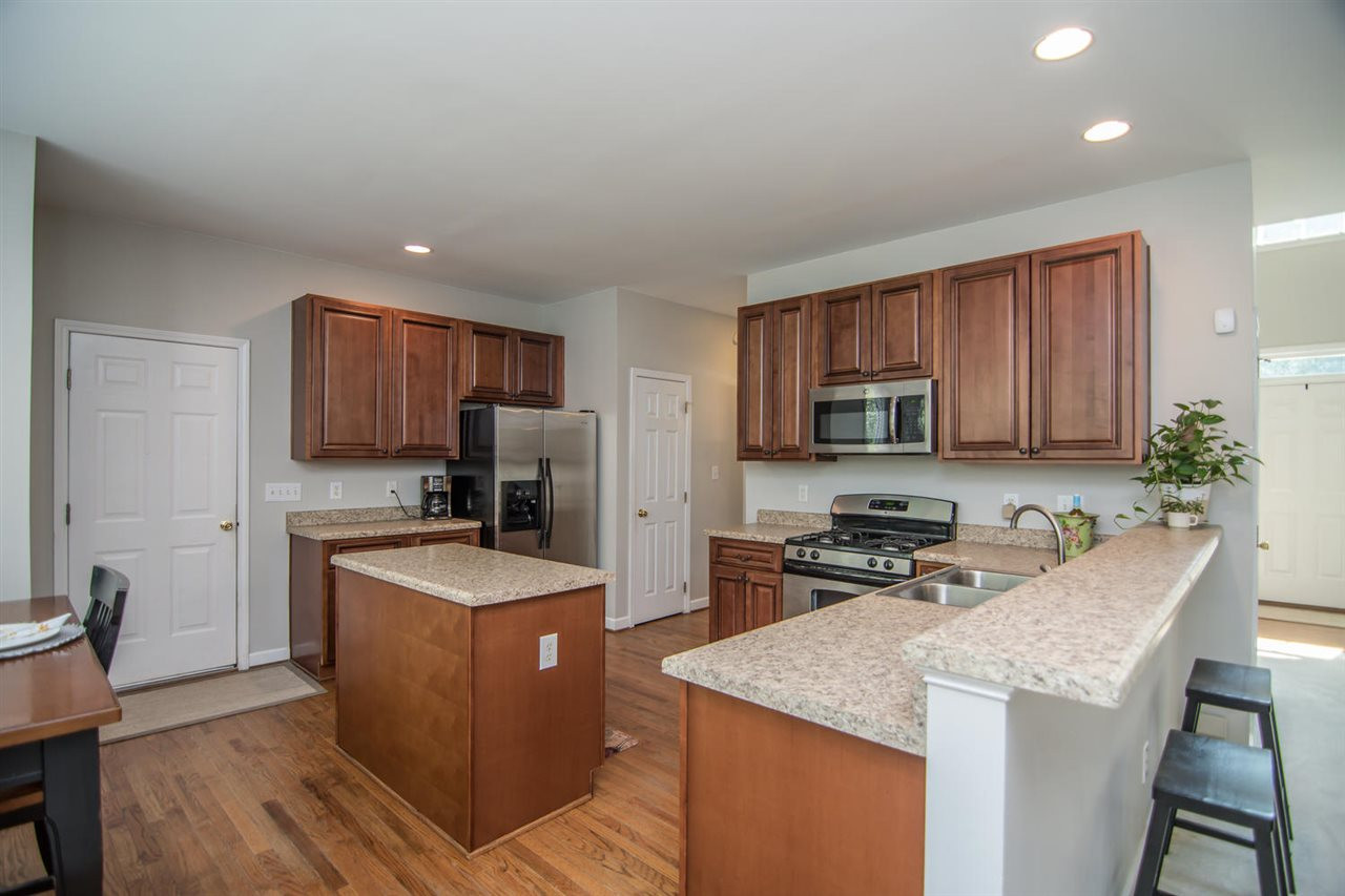 1906 Patterson Grove Road Apex, NC 27502 - Photo 8 of 27 Kitchen