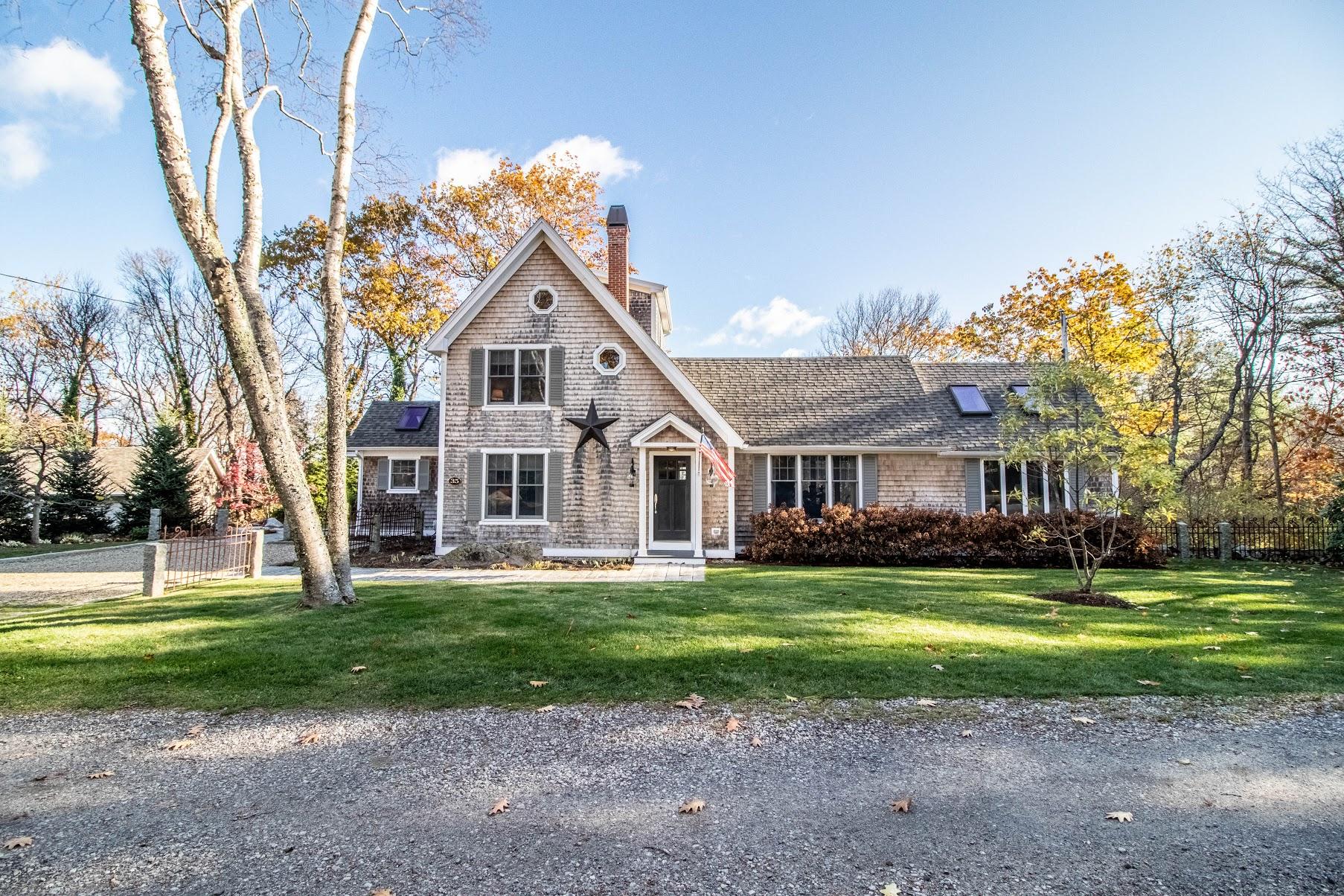 35 Circuit Road Cape Neddick, ME 03902 - Photo 2 of 28 _MG_5480-HDR(1)