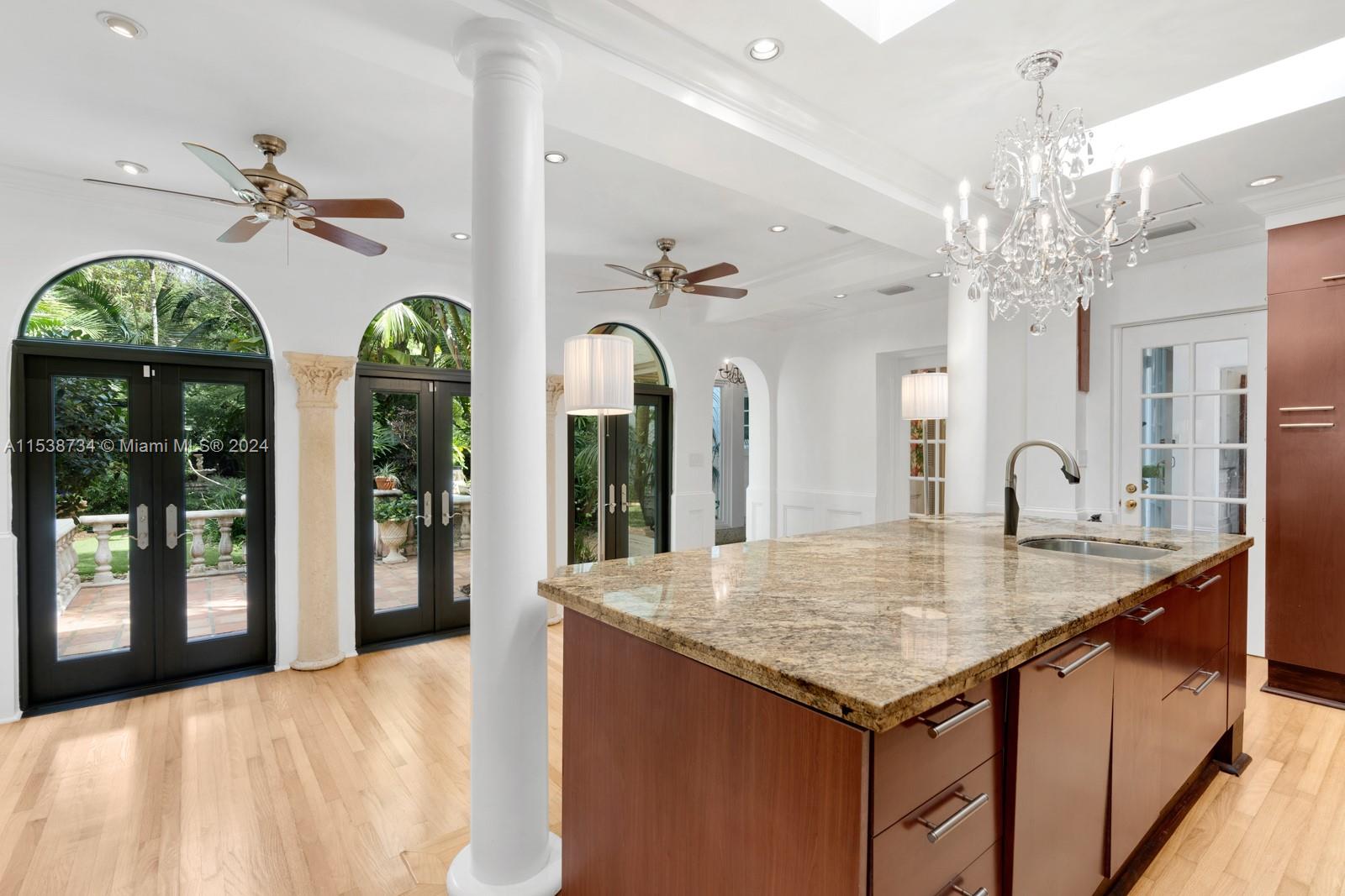 3685 Royal Palm Avenue Miami, FL 33133 - Photo 13 of 41