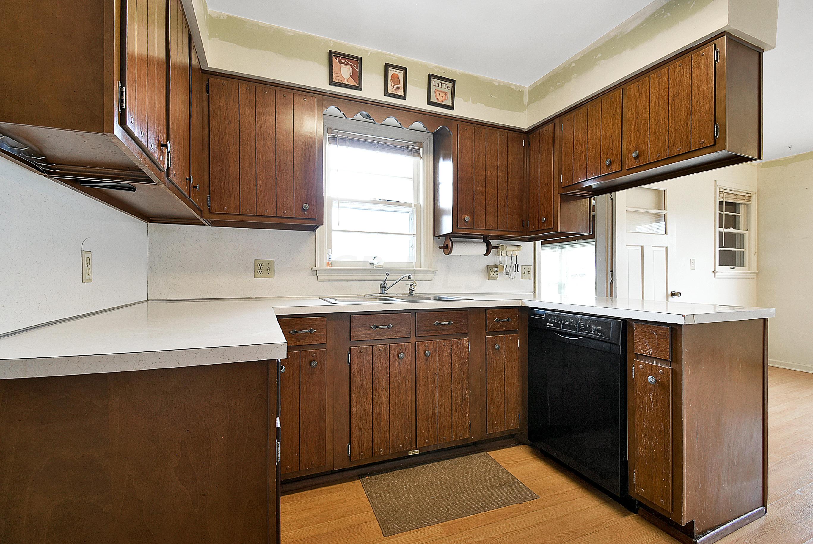 935 Coonpath Road Northwest Lancaster, OH 43130 - Photo 4 of 28