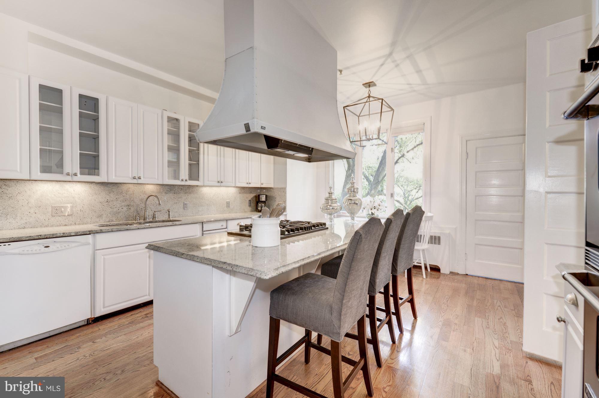 3241 R Street Northwest Washington, DC 20007 - Photo 5 of 14 Kitchen