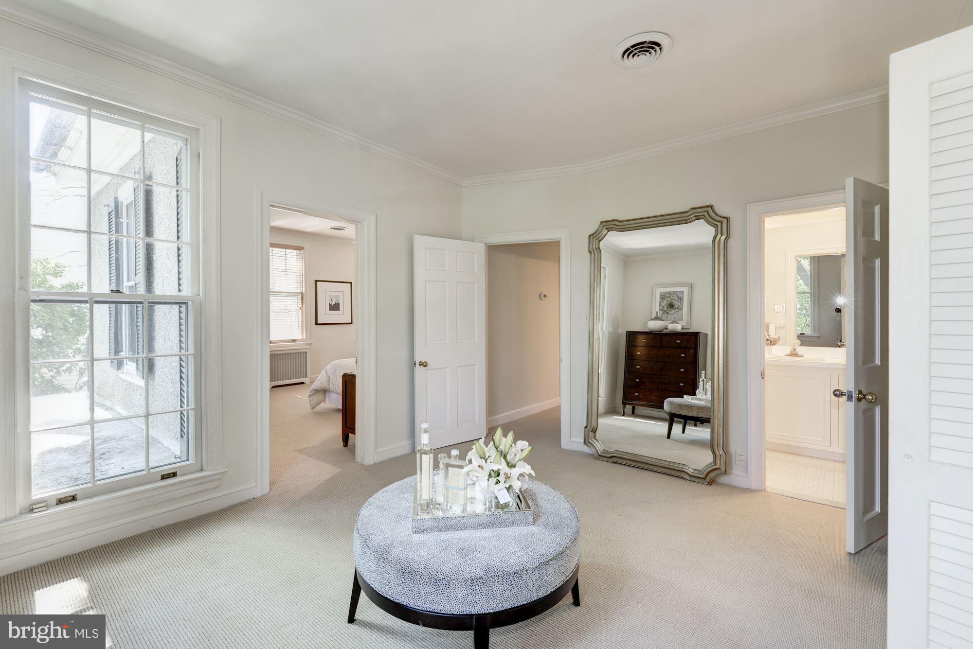 3241 R Street Northwest Washington, DC 20007 - Photo 8 of 14 Bath (Master)
