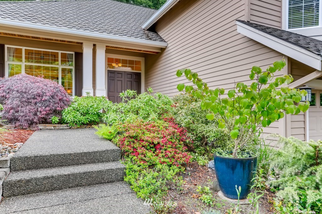 21519 30th Avenue Southeast Bothell, WA 98021 - Photo 3 of 27