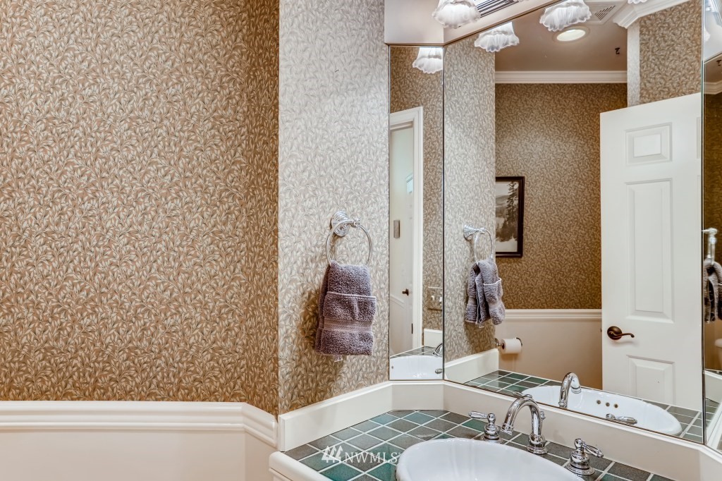 21519 30th Avenue Southeast Bothell, WA 98021 - Photo 23 of 27