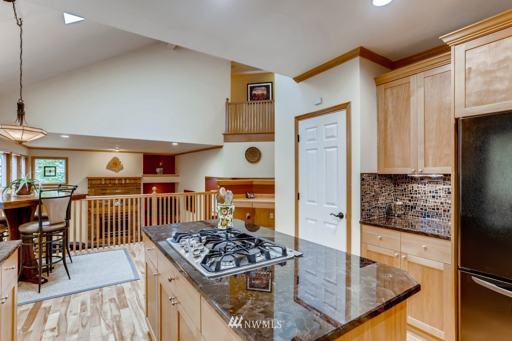 21519 30th Avenue Southeast Bothell, WA 98021 - Photo 10 of 27