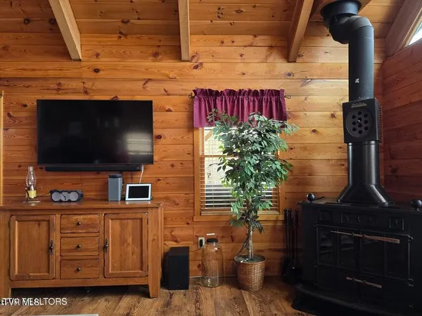 $659,900 | 5316 Highway 66, Sneedville, TN 37869