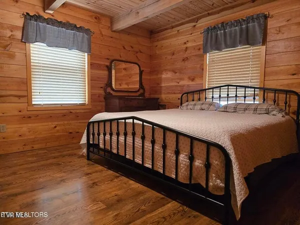 $659,900 | 5316 Highway 66, Sneedville, TN 37869