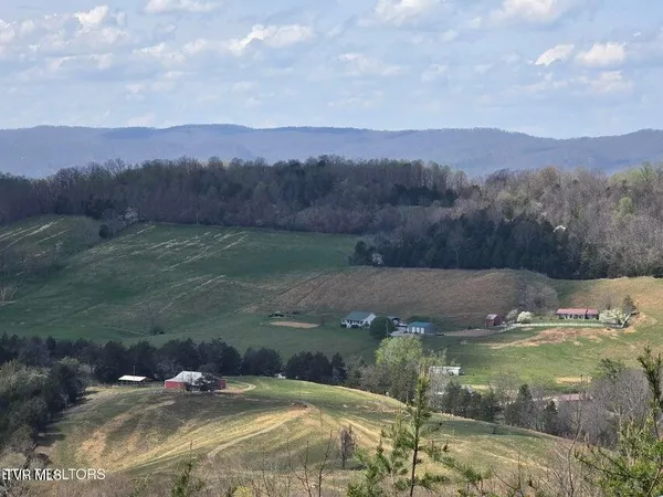 $659,900 | 5316 Highway 66, Sneedville, TN 37869