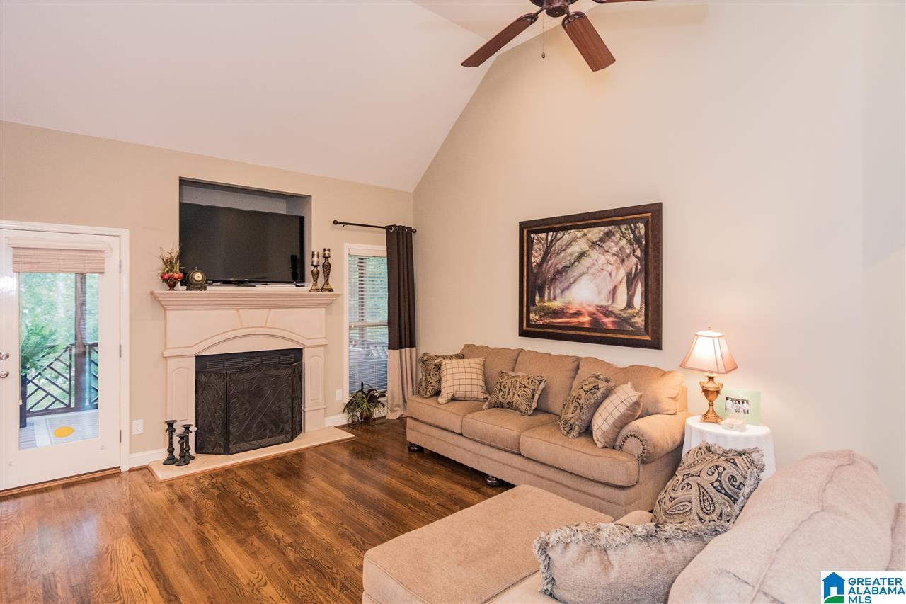 8529 Shady Trail Helena, AL 35022 - Photo 5 of 35