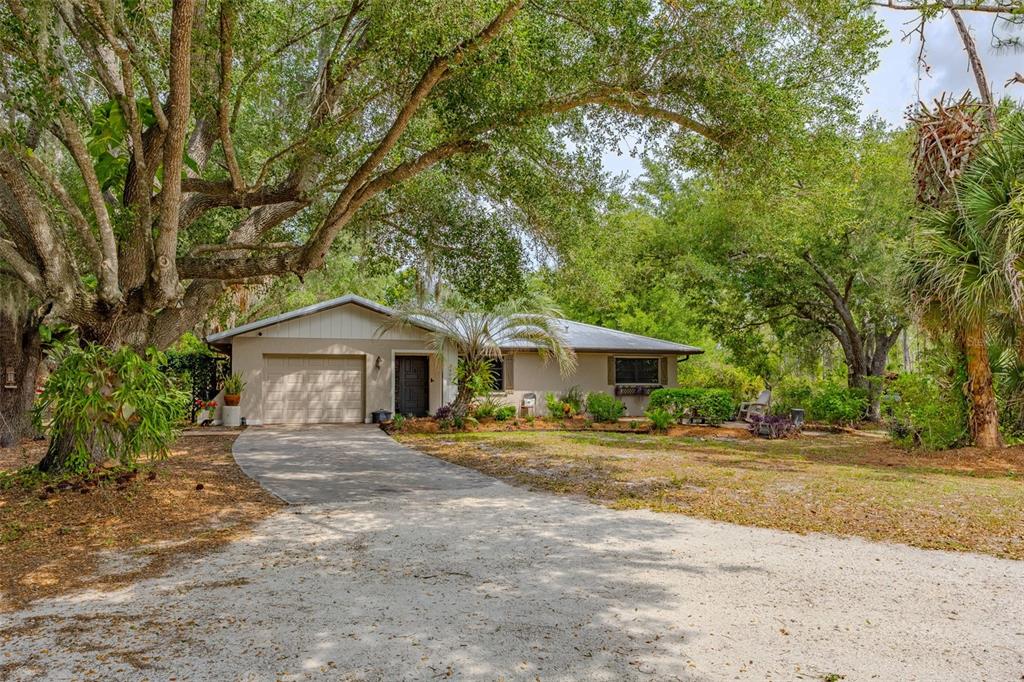 3900 Ridgeland Court Punta Gorda, FL 33982 - Photo 3 of 44