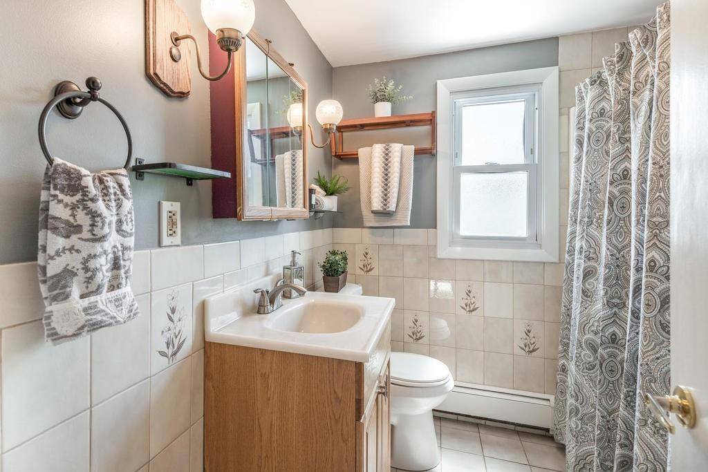 15 Carleton Road Waltham, MA 02451 - Photo 20 of 29 Gallery Image 20