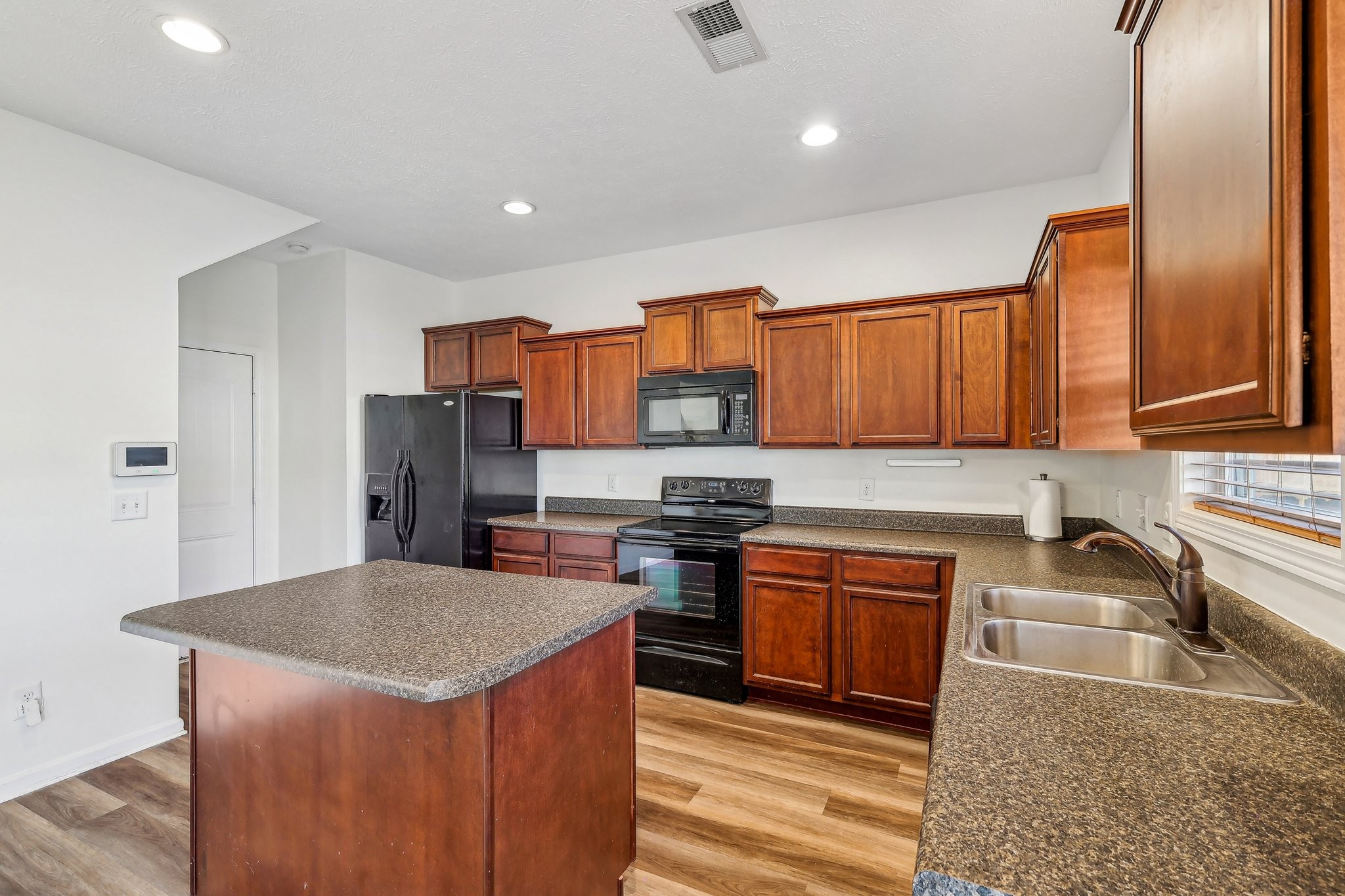 3765 Suiter Road Clarksville, TN 37040 - Photo 13 of 40