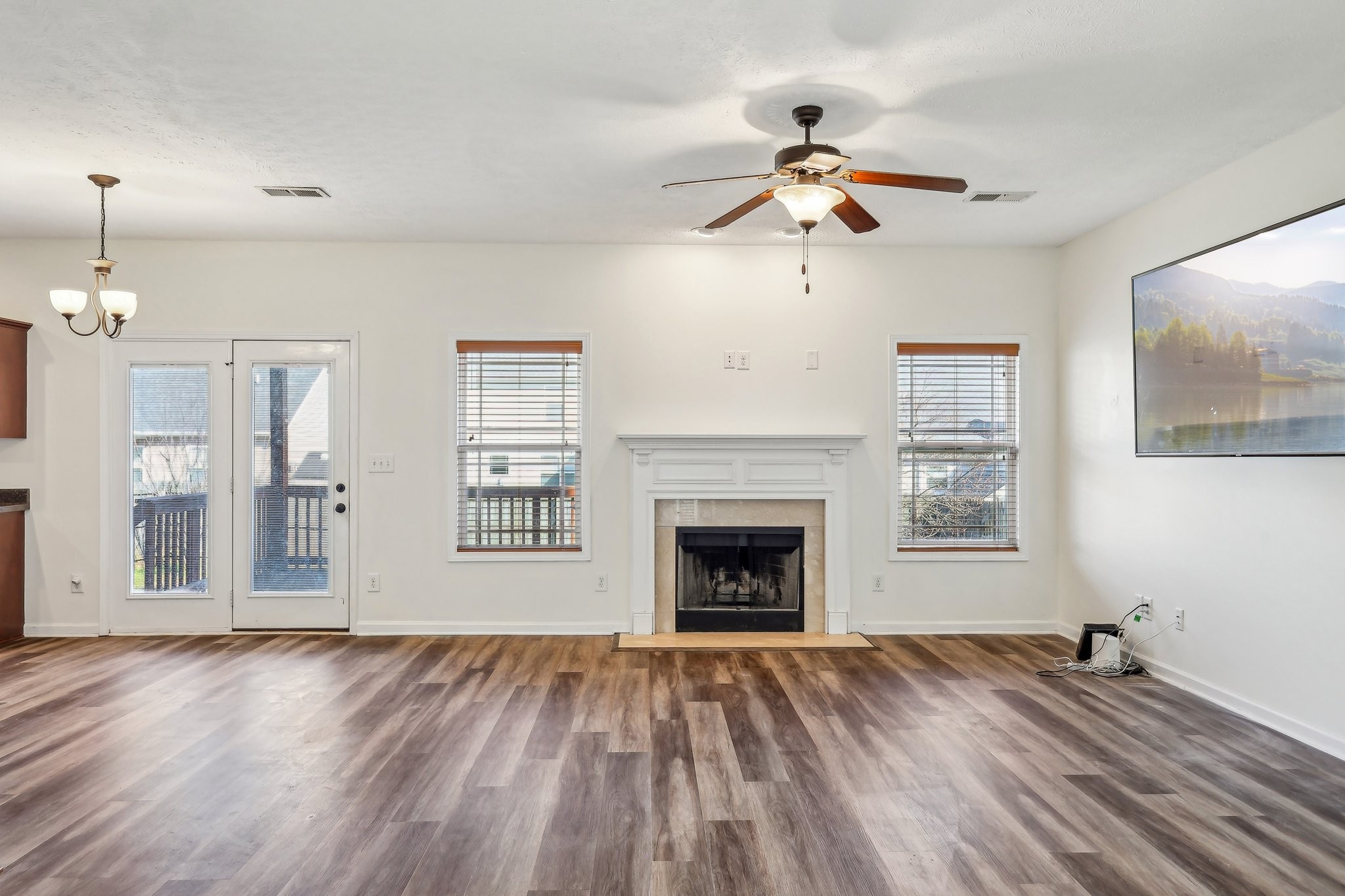 3765 Suiter Road Clarksville, TN 37040 - Photo 6 of 40
