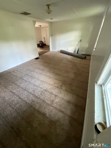 $359,000 | 265 Oakland Street, Manchester, CT 06042