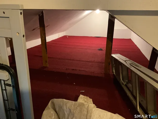 $359,000 | 265 Oakland Street, Manchester, CT 06042