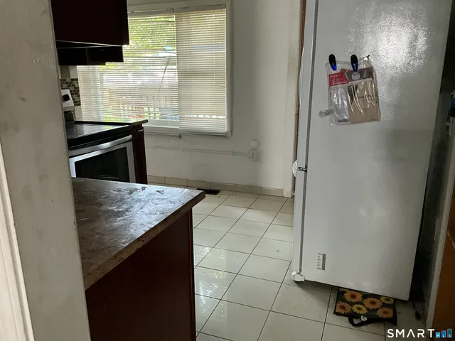 $359,000 | 265 Oakland Street, Manchester, CT 06042