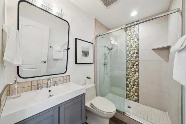 $5,988,000 | 900 Highlands Circle, Los Altos, CA 94024