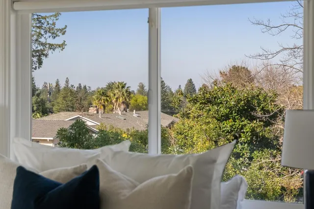 $5,988,000 | 900 Highlands Circle, Los Altos, CA 94024