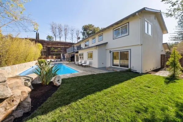 $5,598,000 | 900 Highlands Circle, Los Altos, CA 94024