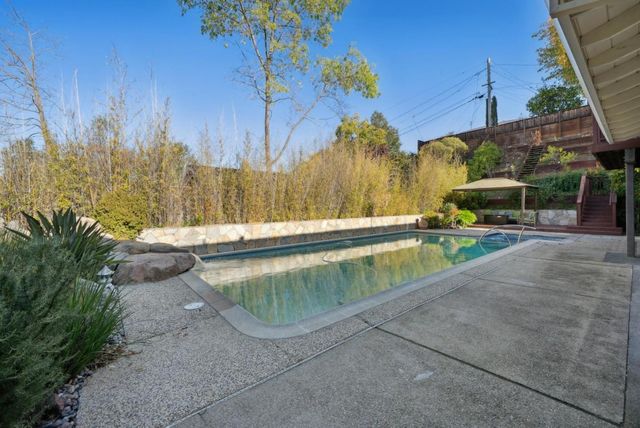 $5,998,000 | 900 Highlands Circle, Los Altos, CA 94024