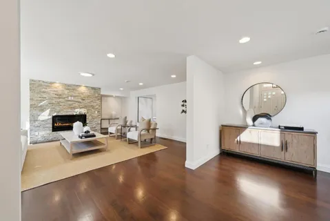 $5,598,000 | 900 Highlands Circle, Los Altos, CA 94024