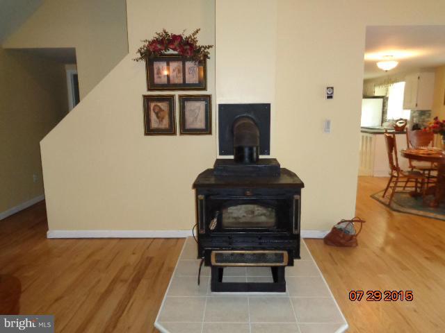 237 Giliad Road Hedgesville, WV 25427 - Photo 18 of 26 Living Room
