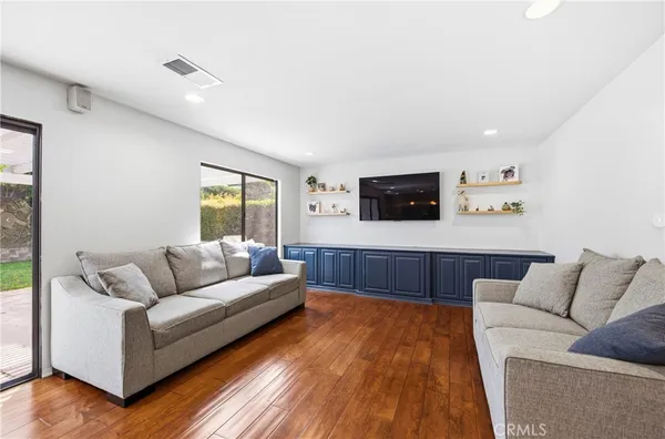 $1,149,900 | 13792 Christian Barrett Drive, Moorpark, CA 93021