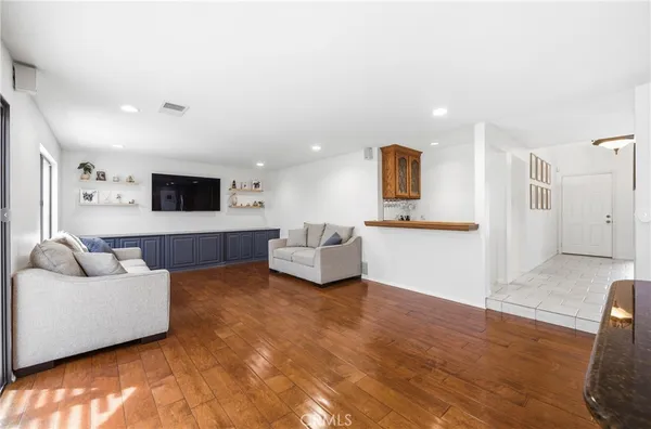 $1,149,900 | 13792 Christian Barrett Drive, Moorpark, CA 93021
