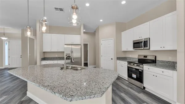 $540,000 | 6320 Woodhaven Drive, Lakeland, FL 33811