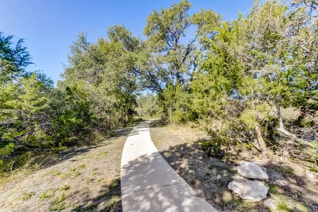 $535,000 | 2121 Prairie Oaks Drive, Georgetown, TX 78628