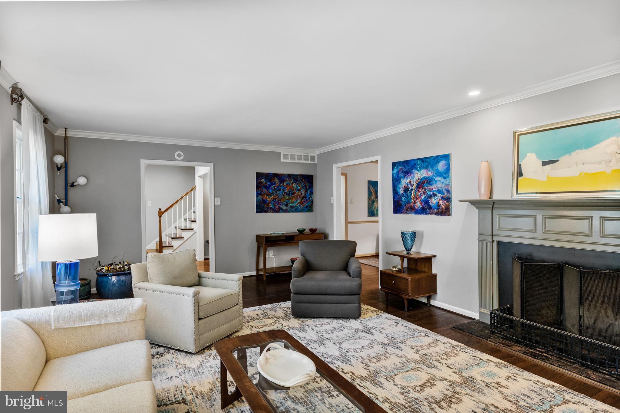 708 Iron Post Road Moorestown, NJ 08057 - Photo 3 of 36