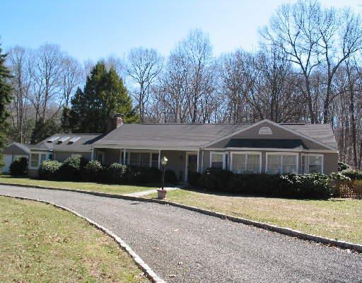 39 Stonebridge Road Wilton, CT 06897 - Photo 1 of 1